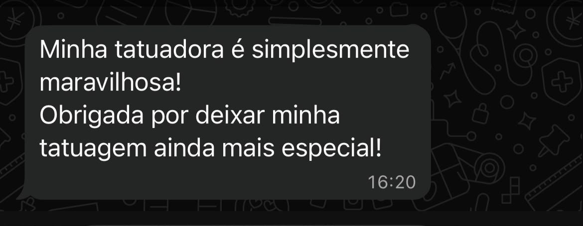 Print de depoimento de cliente sobre tatuagem